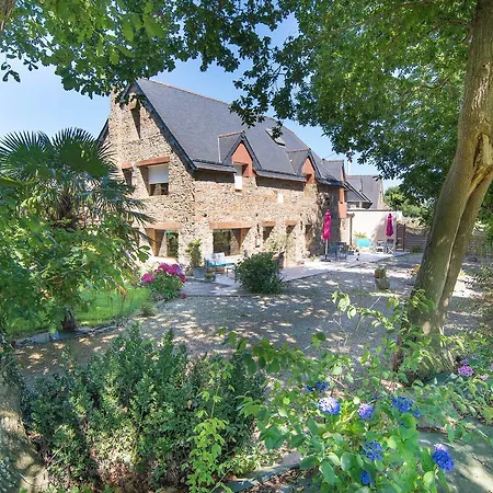 Les Gites Du Goelo Bed & Breakfast Plouha