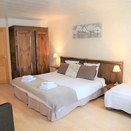 Les Gites Du Goelo Bed & Breakfast